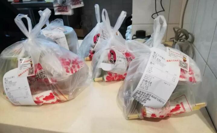 开业四五年，熟客一大把，门店像家一样