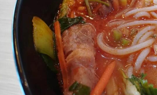 开业四五年，熟客一大把，门店像家一样